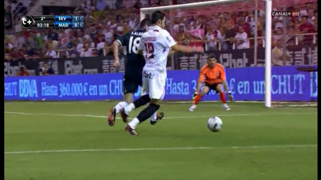 Casillas goal space